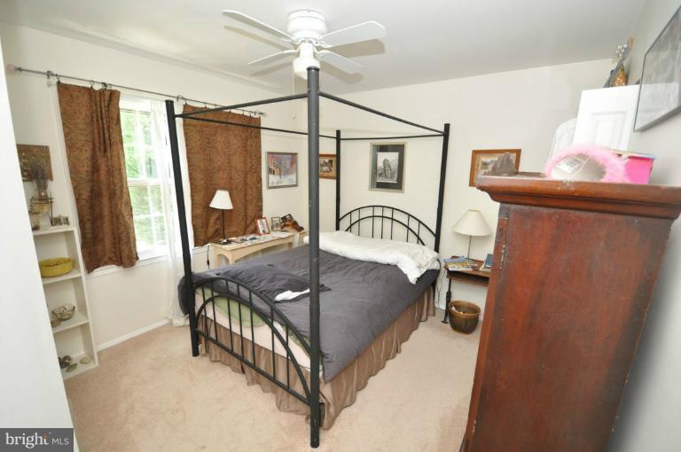 1509 Coat Ridge Road Herndon, VA 20170 - Photo 17 of 30 Bedroom