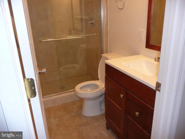 1509 Coat Ridge Road Herndon, VA 20170 - Photo 9 of 30 Full Bath