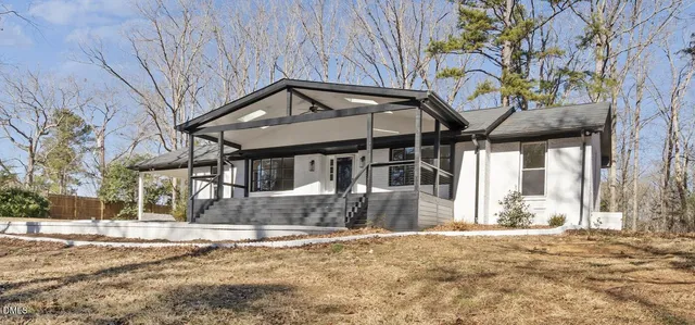 $2,300 | 240 Forestwood Park Road, Sanford, NC 27330