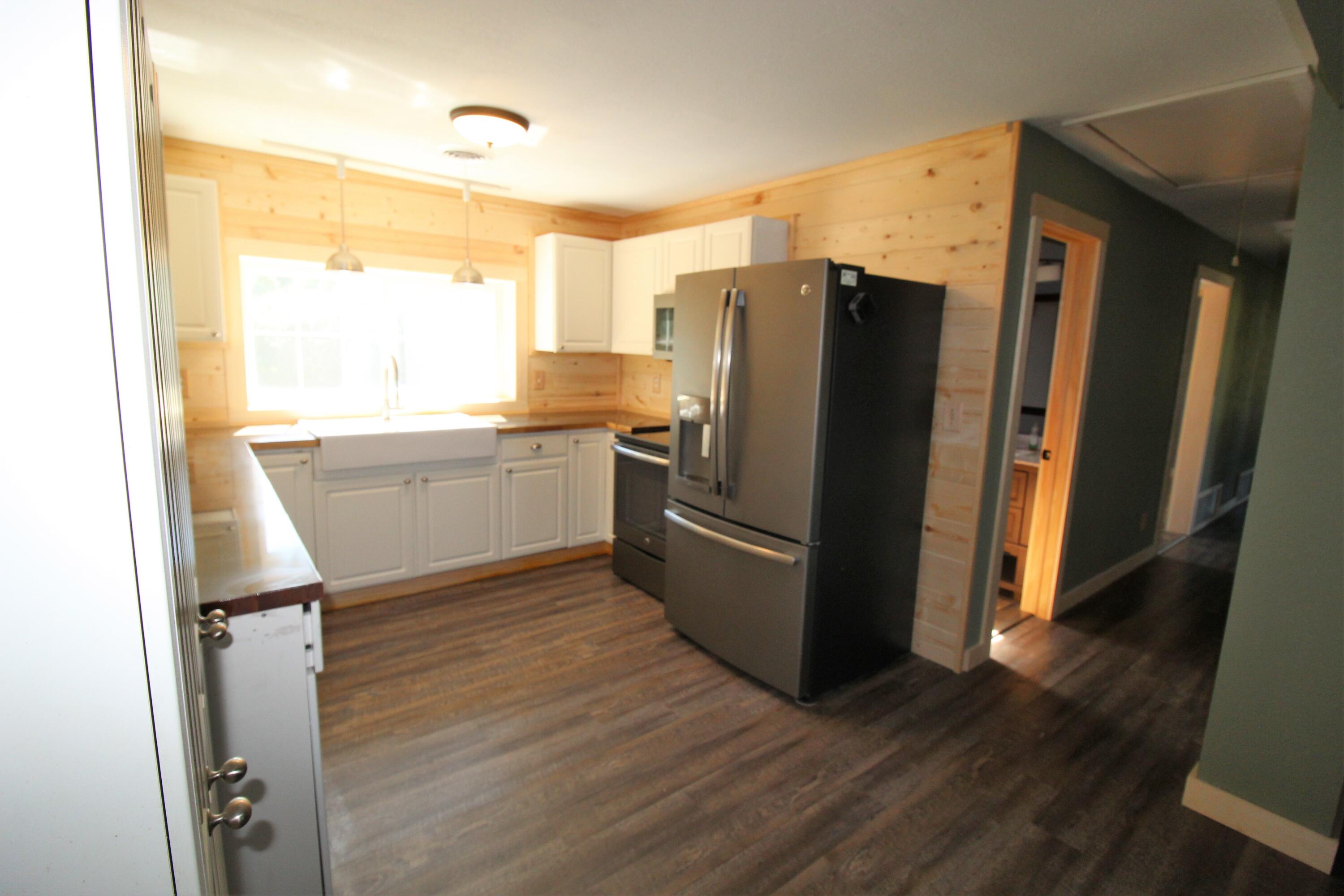 9795 Cameron Bridge Road Frederic, MI 49733 - Photo 11 of 40 Gallery Image 11