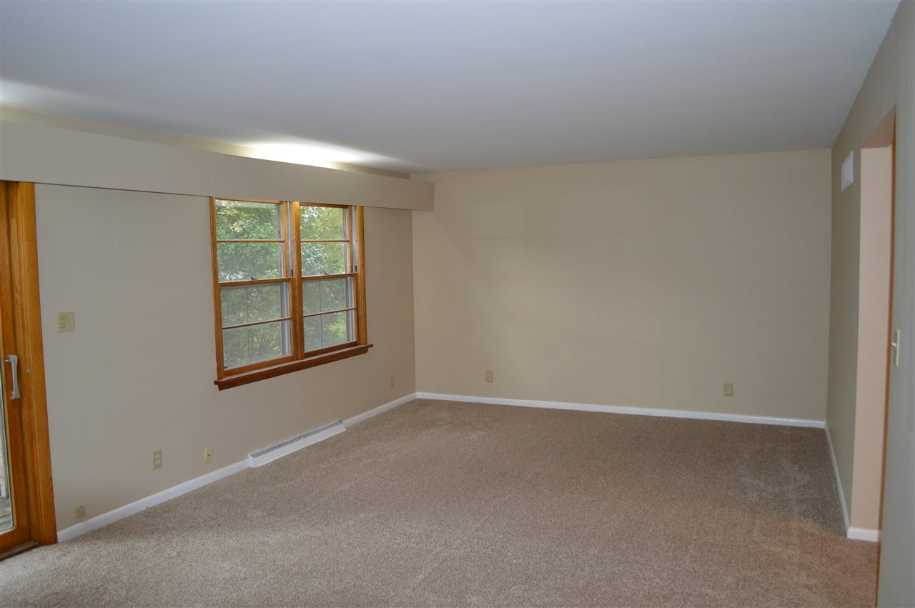 2805 Hunter Road Huntertown, IN 46748 - Photo 11 of 27
