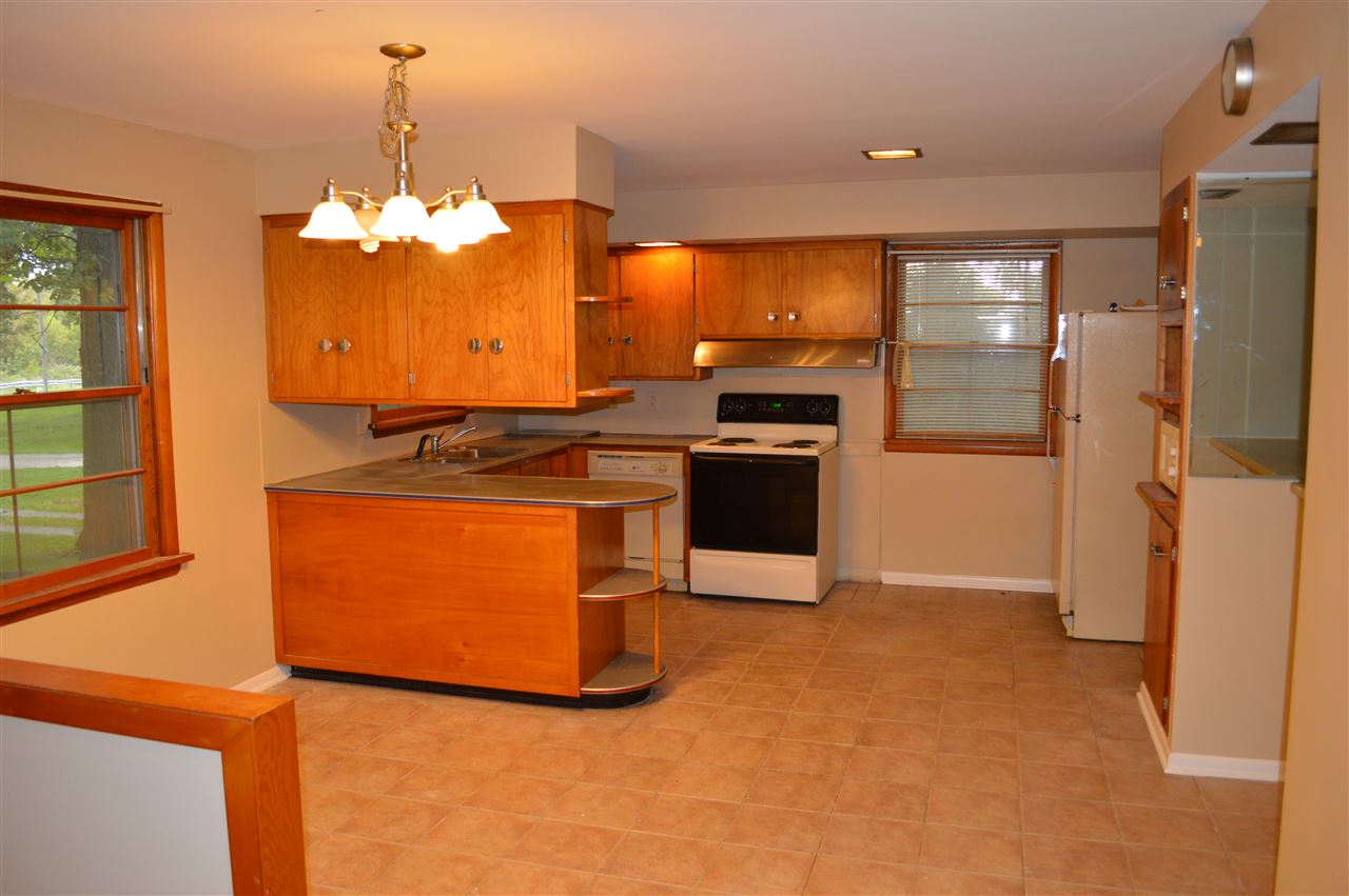 2805 Hunter Road Huntertown, IN 46748 - Photo 13 of 27