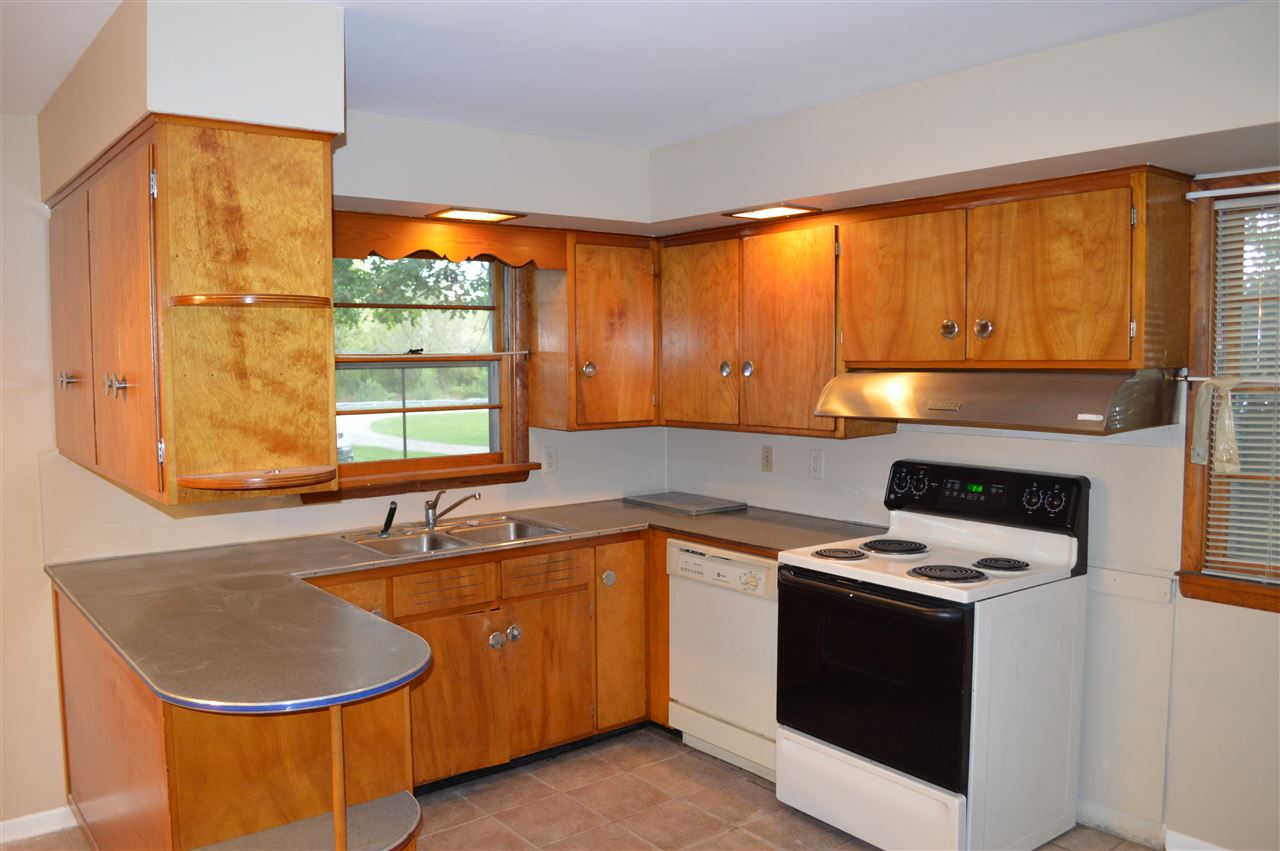 2805 Hunter Road Huntertown, IN 46748 - Photo 14 of 27