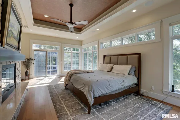 $695,500 | 100 South Quail Walk Road, Macomb, IL 61455
