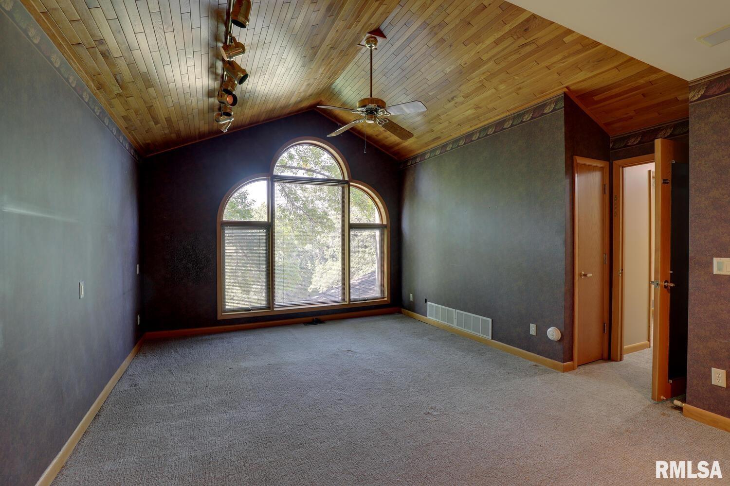 100 South Quail Walk Road Macomb, IL 61455 - Photo 27 of 59