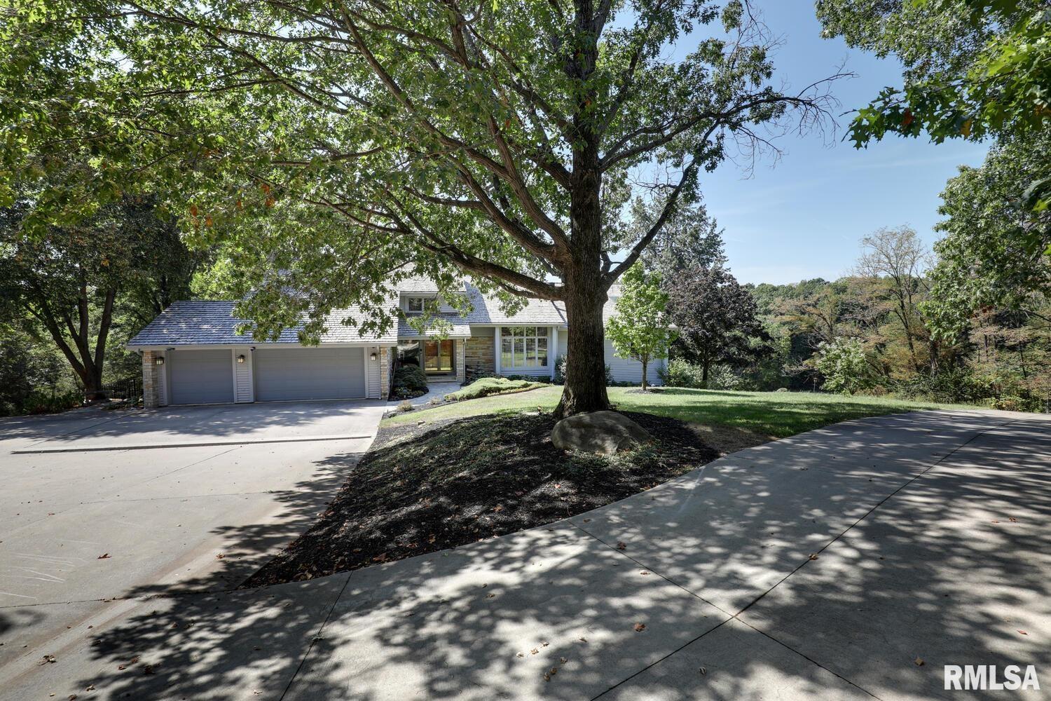 100 South Quail Walk Road Macomb, IL 61455 - Photo 3 of 59