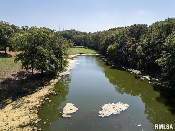 $695,500 | 100 South Quail Walk Road, Macomb, IL 61455