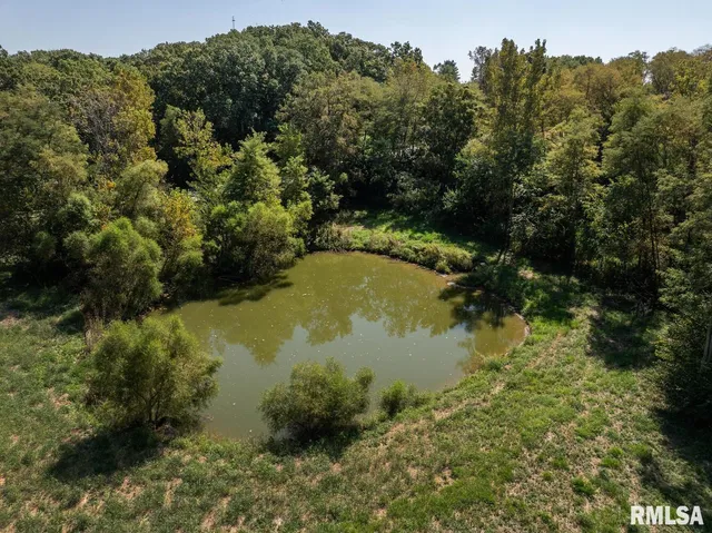 $695,500 | 100 South Quail Walk Road, Macomb, IL 61455