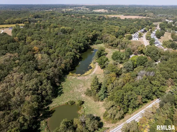 $695,500 | 100 South Quail Walk Road, Macomb, IL 61455