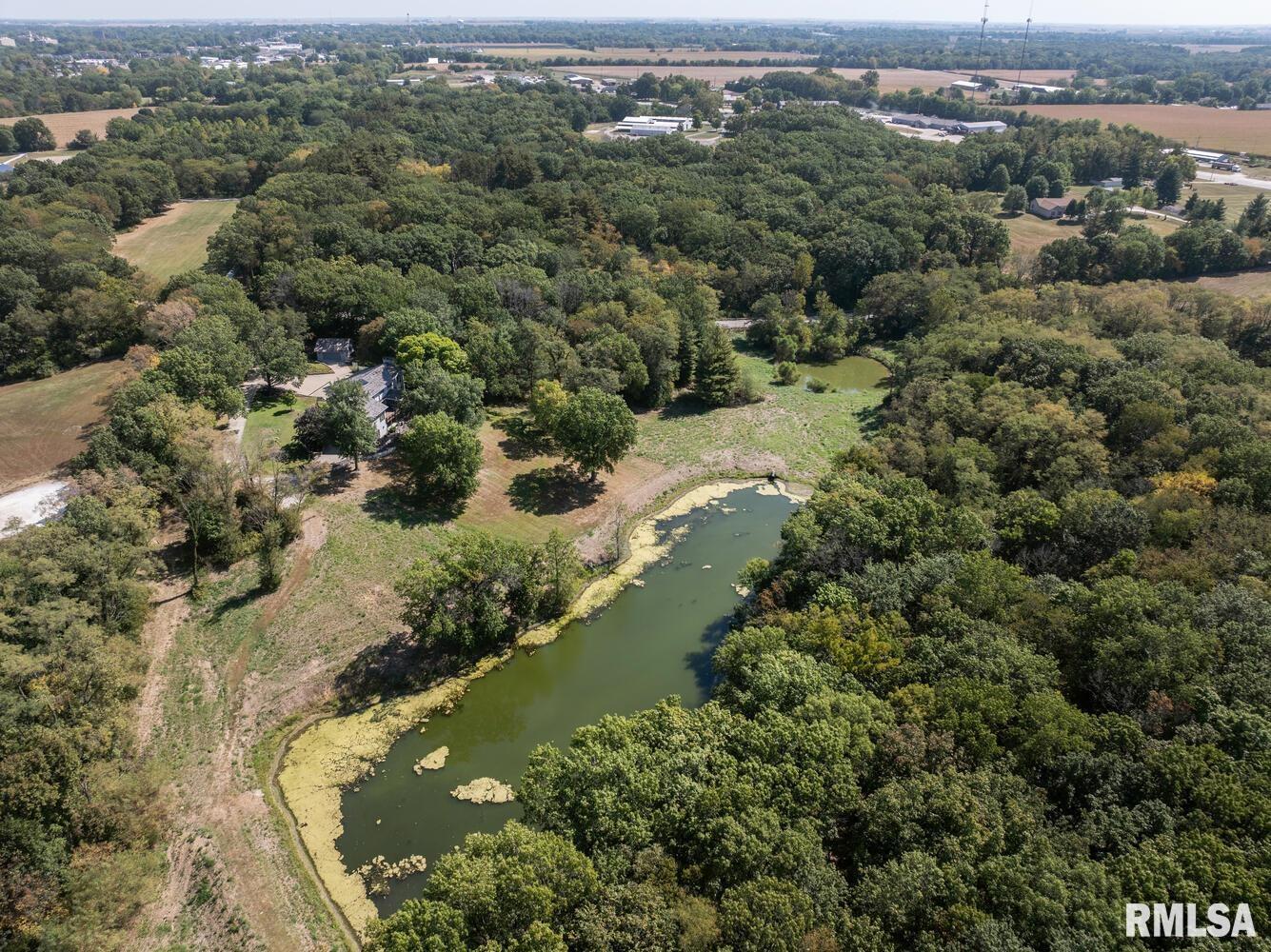 100 South Quail Walk Road Macomb, IL 61455 - Photo 7 of 59