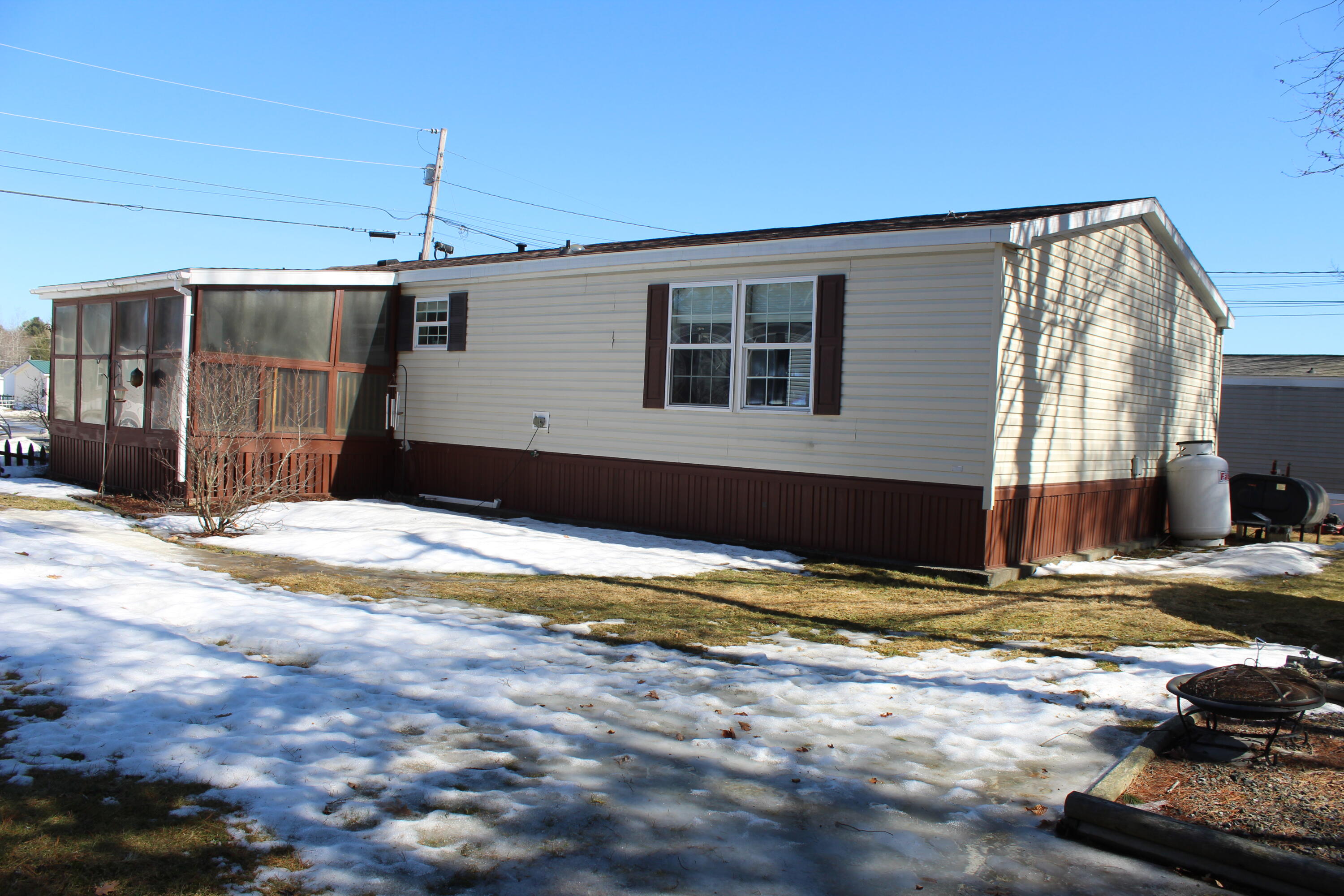 65 Village Green Road Waterville, ME 04901 - Photo 3 of 32 3