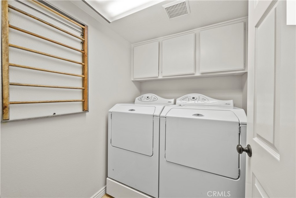 24638 Sagecrest Circle Stevenson Ranch, CA 91381 - Photo 8 of 38