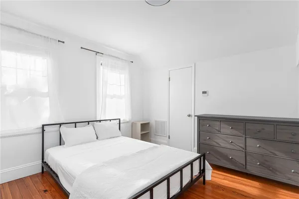 $6,500 | 420 Wayland Avenue, Providence, RI 02906