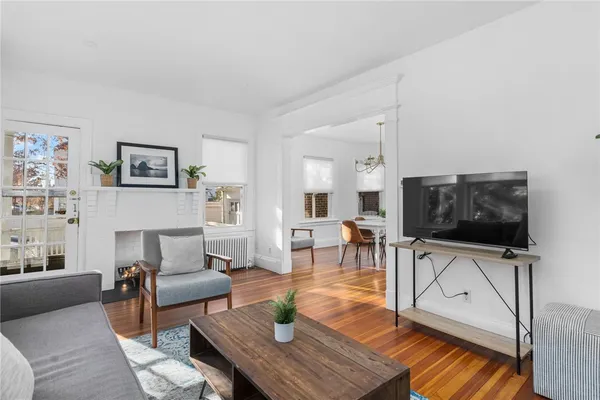 $6,500 | 420 Wayland Avenue, Providence, RI 02906