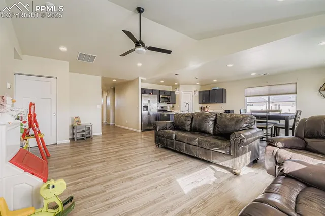 $394,900 | 1106 Muskrat Lane, Pueblo West, CO 81007