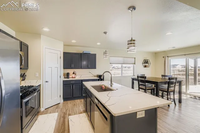 $394,900 | 1106 Muskrat Lane, Pueblo West, CO 81007