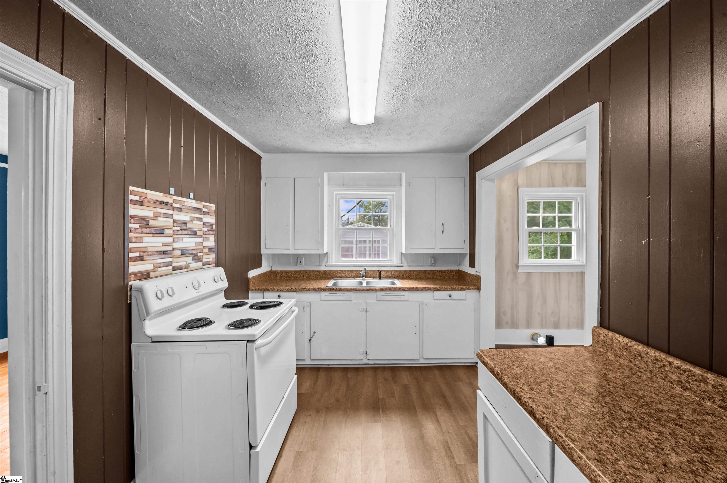 904 Staunton Bridge Road Greenville, SC 29611 - Photo 7 of 25 Gallery Image 7