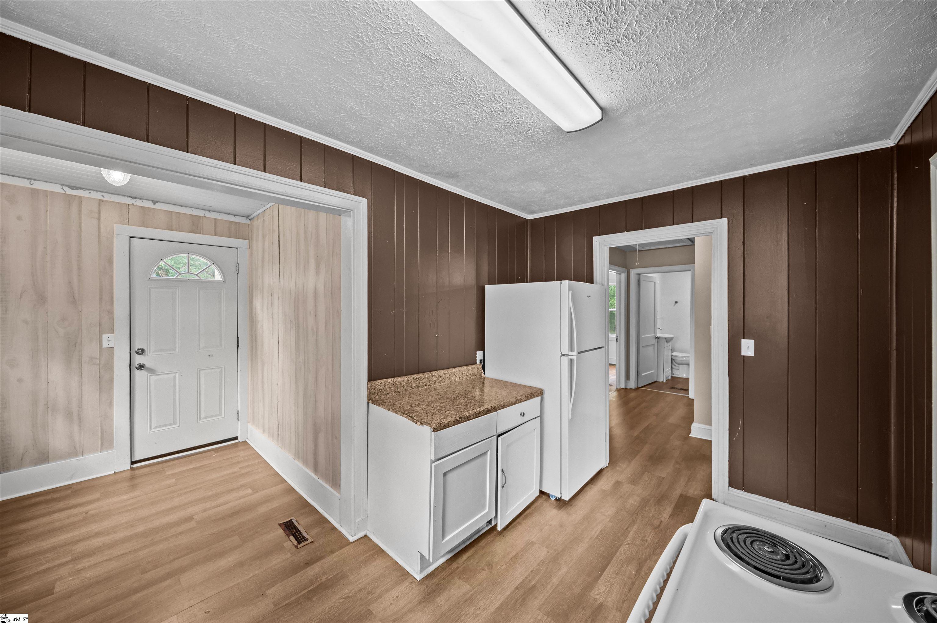 904 Staunton Bridge Road Greenville, SC 29611 - Photo 9 of 25 Gallery Image 9