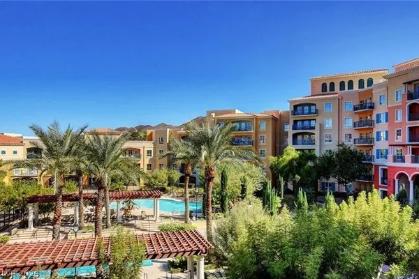 $2,400 | 30 Strada Di Villaggio, Unit 105, Henderson, NV 89011