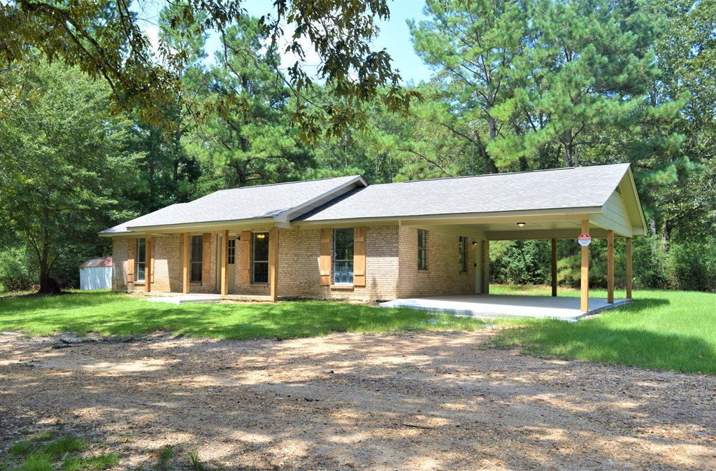 6132 Gladhurst Road Magnolia, MS 39652 - Photo 3 of 18 Photo 3