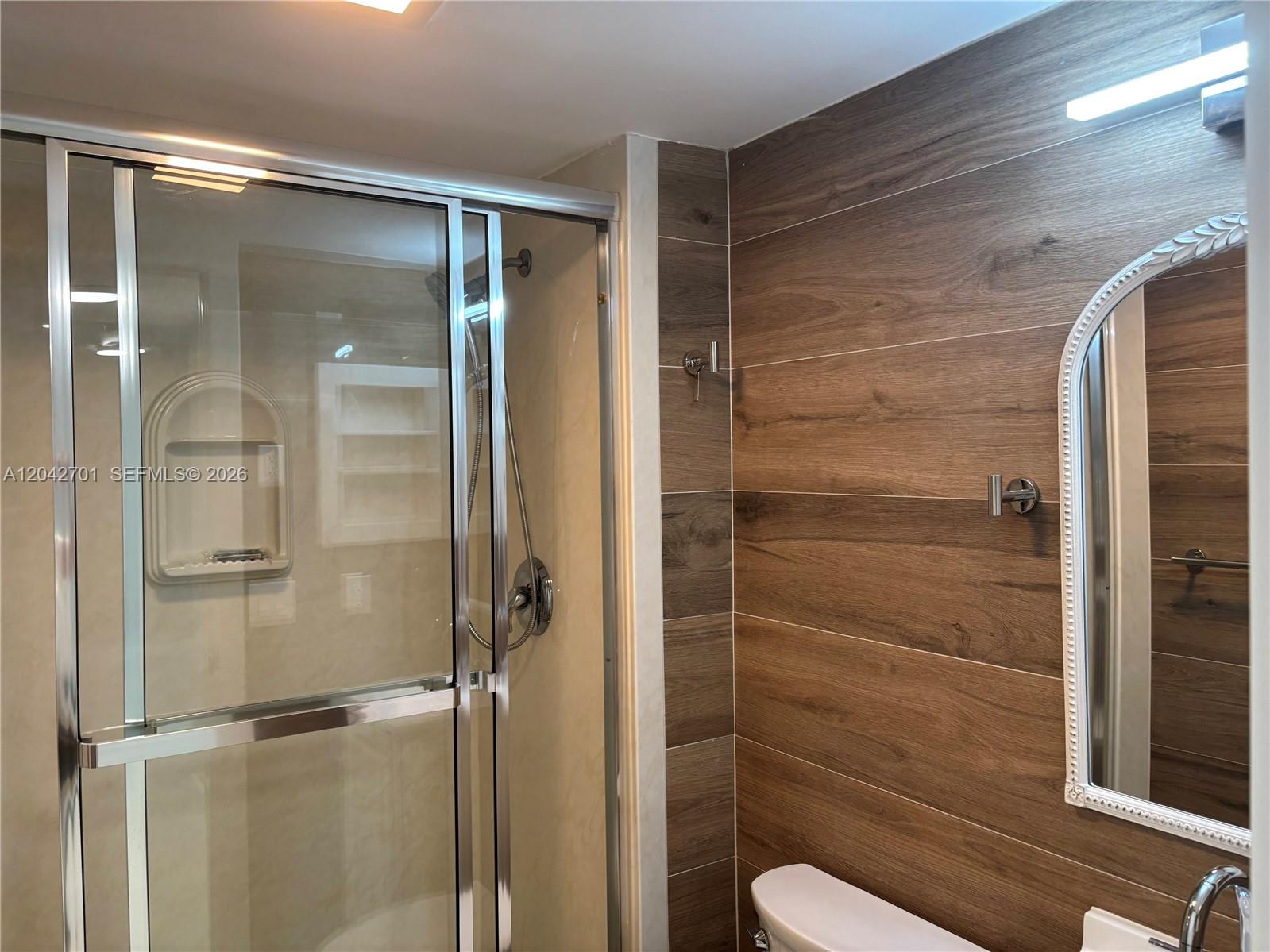 300 Berkley Road, Unit 103 Hollywood, FL 33024 - Photo 14 of 31