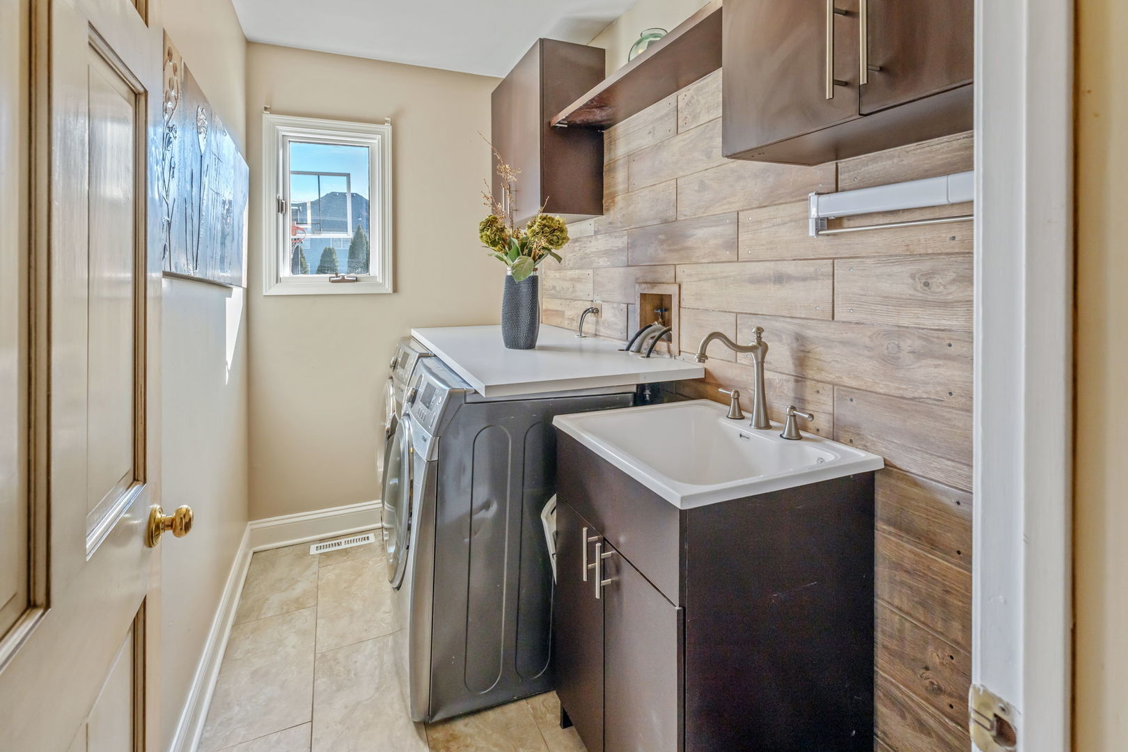 2328 High Meadow Road Naperville, IL 60564 - Photo 15 of 37