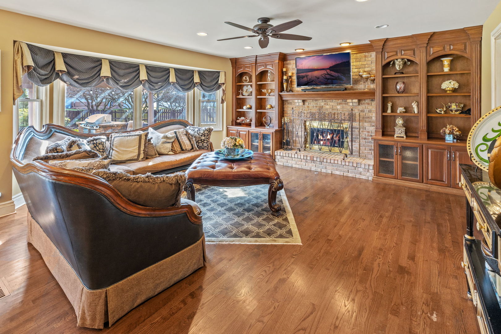 2328 High Meadow Road Naperville, IL 60564 - Photo 6 of 37