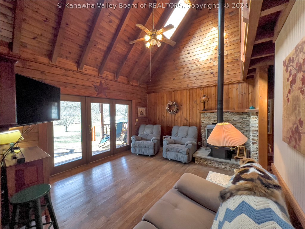 661 Dupont Road Poca, WV 25159 - Photo 7 of 32 Gallery Image 7