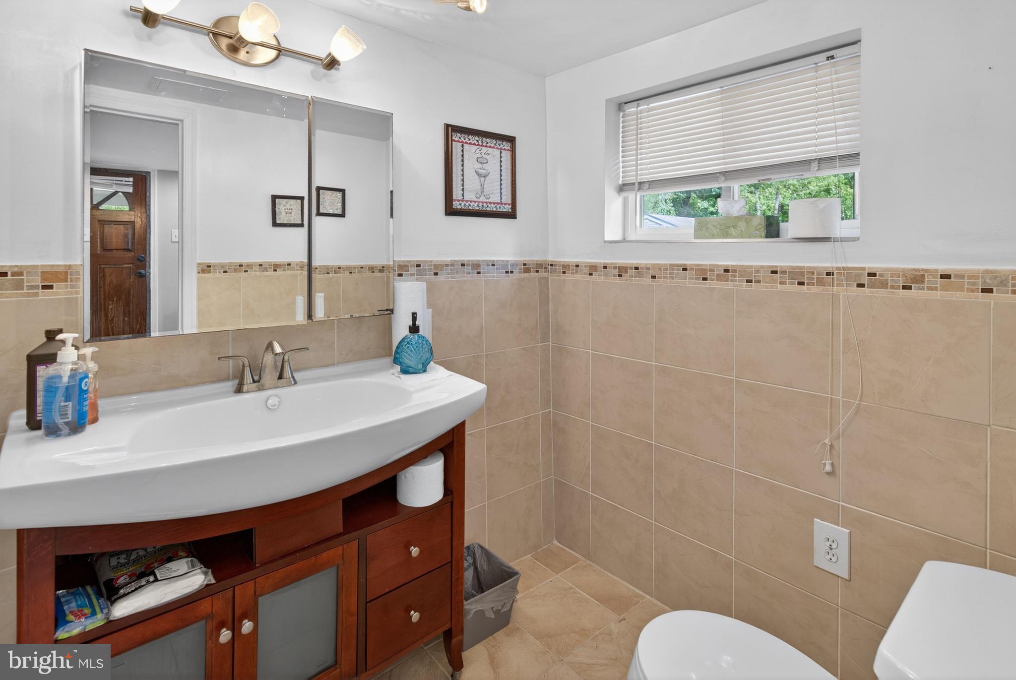 238 Barren Hill Road Conshohocken, PA 19428 - Photo 23 of 45
