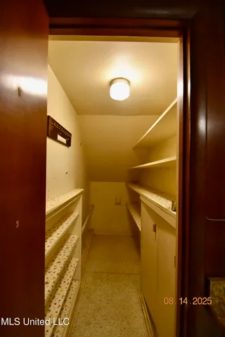 $340,000 | 503 East Park Avenue, Greenwood, MS 38930