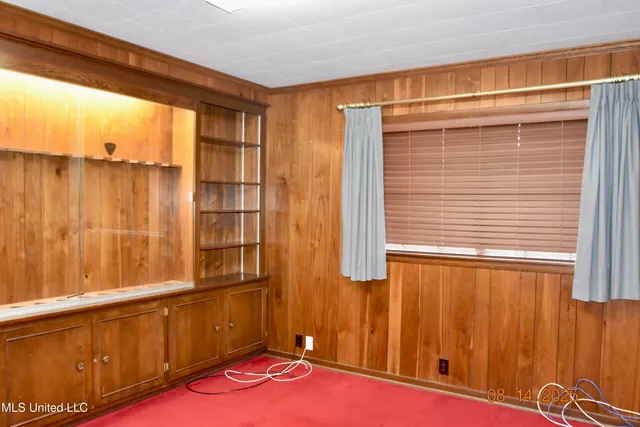 $340,000 | 503 East Park Avenue, Greenwood, MS 38930