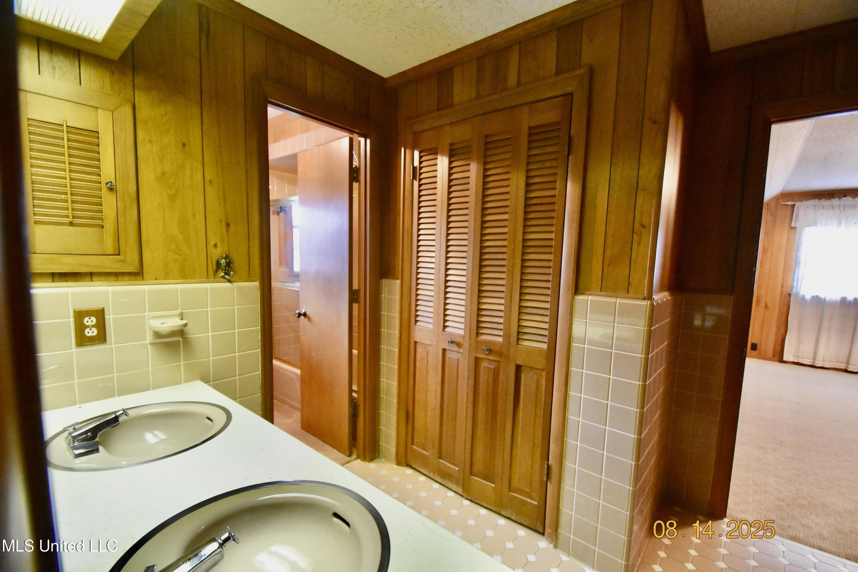 503 East Park Avenue Greenwood, MS 38930 - Photo 21 of 28 DSC_1358