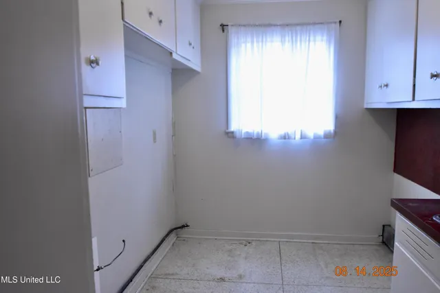 $340,000 | 503 East Park Avenue, Greenwood, MS 38930