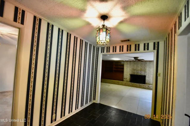 $340,000 | 503 East Park Avenue, Greenwood, MS 38930