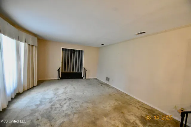 $340,000 | 503 East Park Avenue, Greenwood, MS 38930