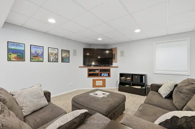 $338,000 | 16414 Willow Walk Drive, Lockport, IL 60441