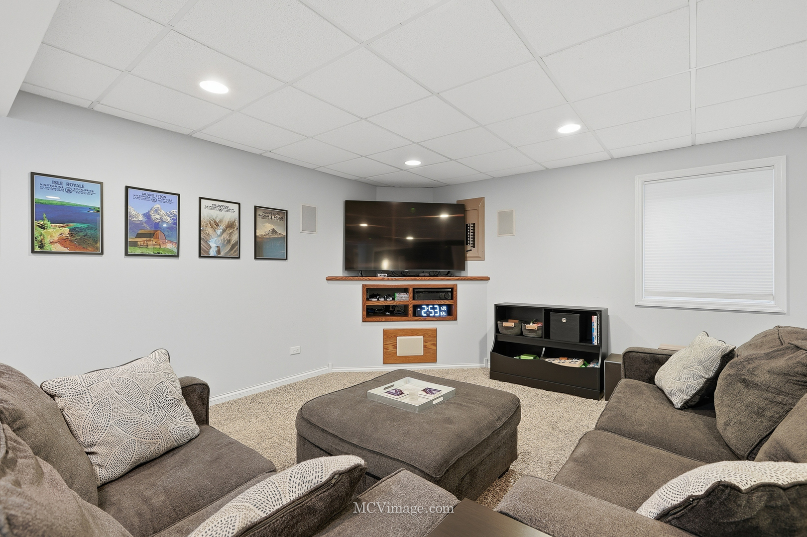 16414 Willow Walk Drive Lockport, IL 60441 - Photo 18 of 30 a living room with furniture and a flat screen tv