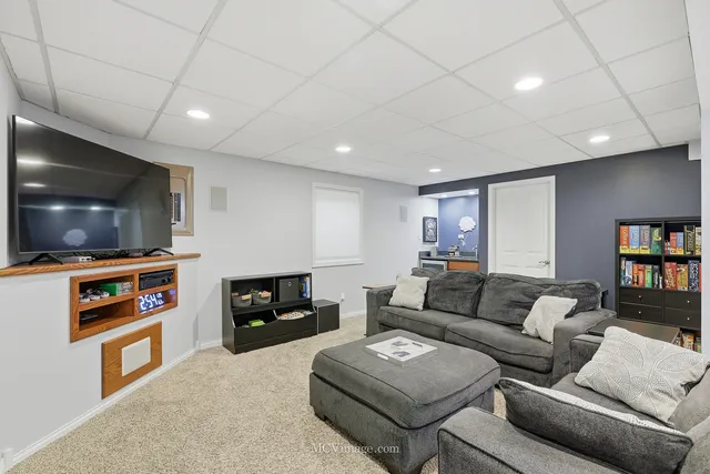 $338,000 | 16414 Willow Walk Drive, Lockport, IL 60441