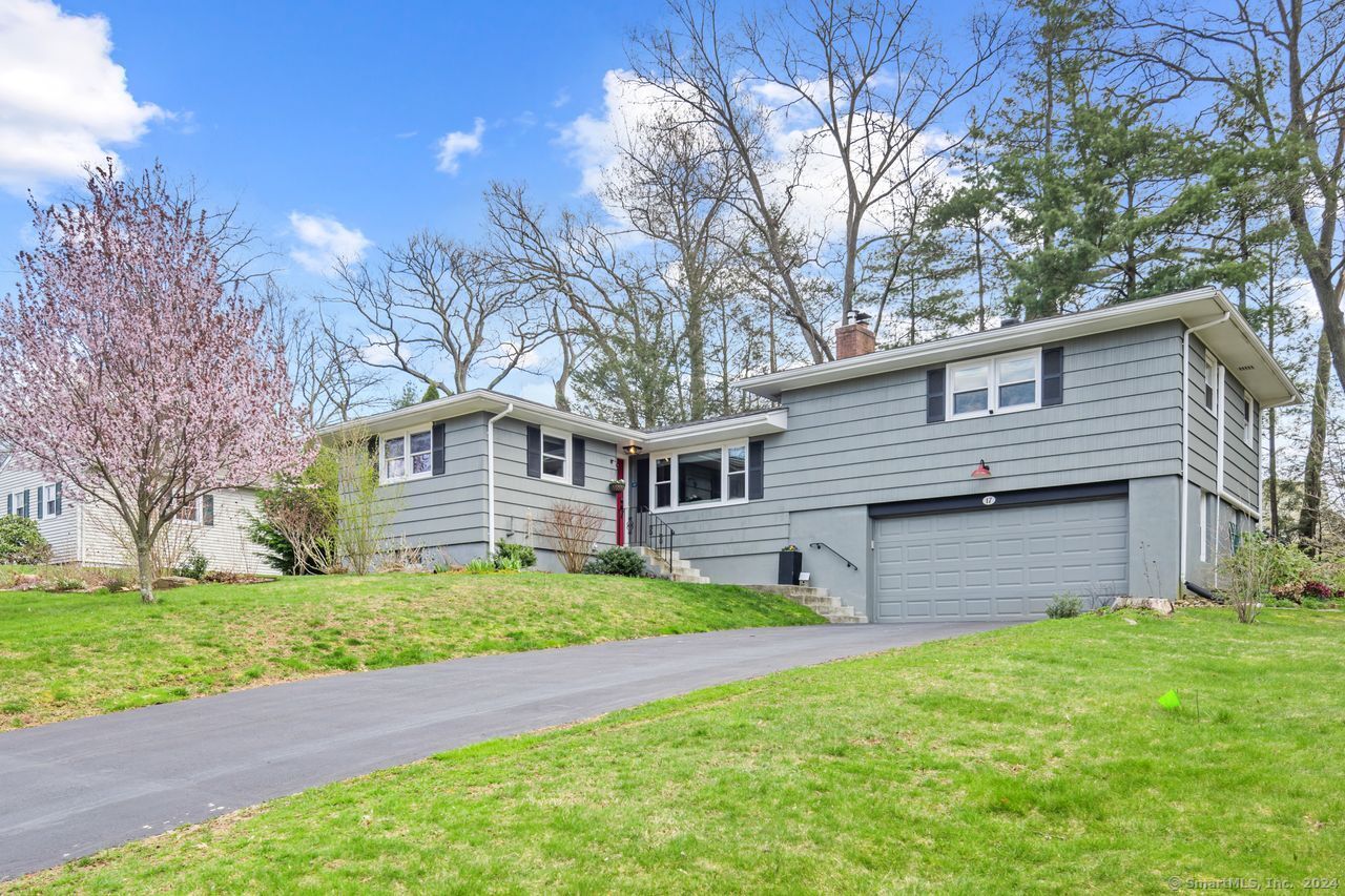 17 Foothills Way Bloomfield, CT 06002 - Photo 1 of 1 Gallery Image 1
