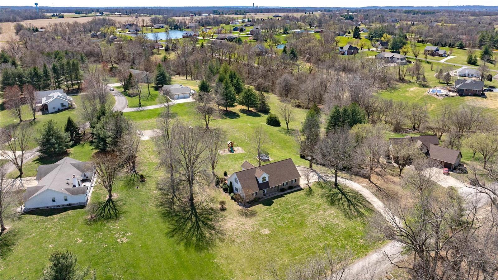 2907 Fox Run Drive Godfrey, IL 62035 - Photo 5 of 65