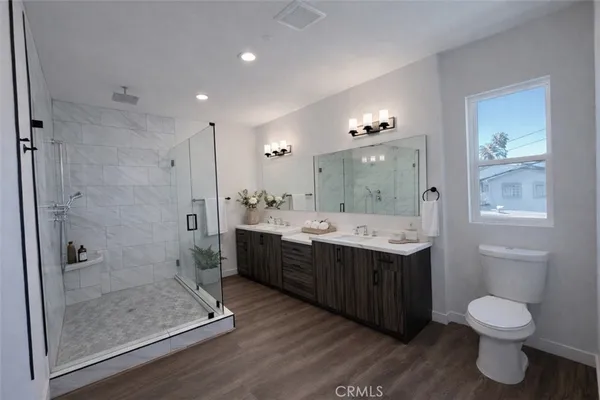 $5,490 | 7105 Dylan Court, Reseda, CA 91335