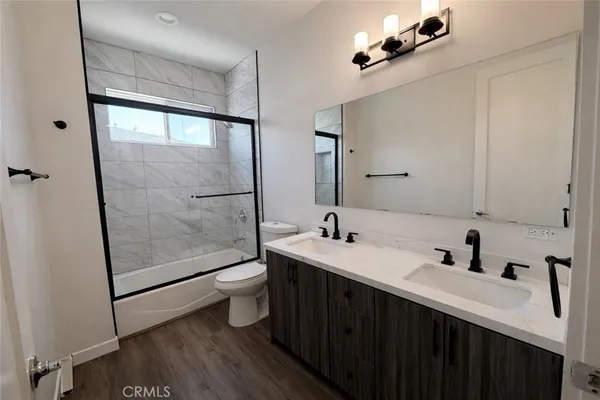 $5,490 | 7105 Dylan Court, Reseda, CA 91335