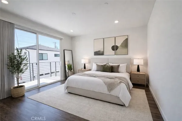 $5,490 | 7105 Dylan Court, Reseda, CA 91335