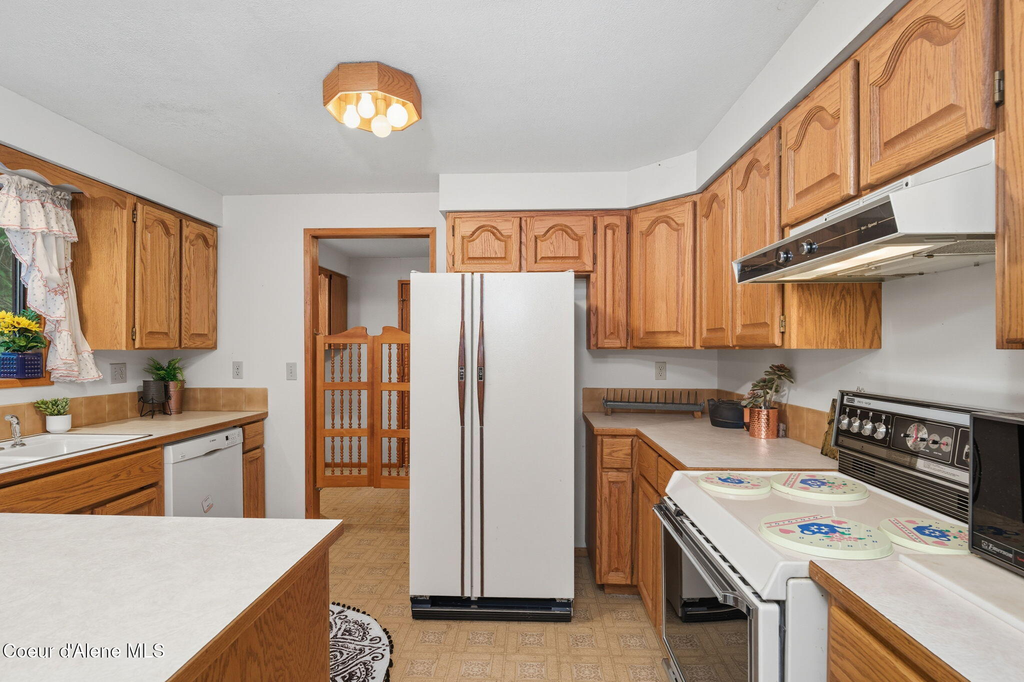 113 Martin Bay Loop Sagle, ID 83860 - Photo 12 of 40 11-web-or-mls-113 Martin Bay-11