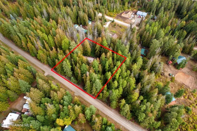 $499,999 | 113 Martin Bay Loop, Sagle, ID 83860