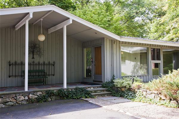 214 Farm Road Sherborn, MA 01770 - Photo 2 of 13 Gallery Image 2