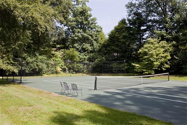 214 Farm Road Sherborn, MA 01770 - Photo 8 of 13 Gallery Image 8