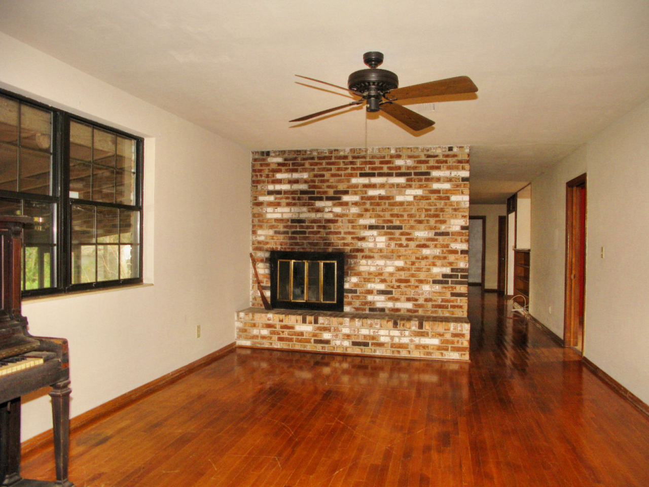 2427 Holly Point Road East Orange Park, FL 32073 - Photo 8 of 16 Family Room 2