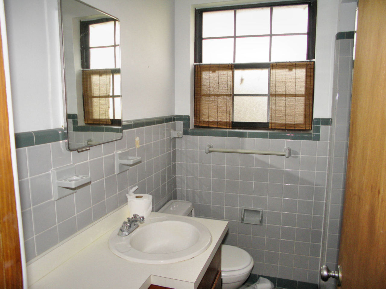 2427 Holly Point Road East Orange Park, FL 32073 - Photo 10 of 16 Master Bath