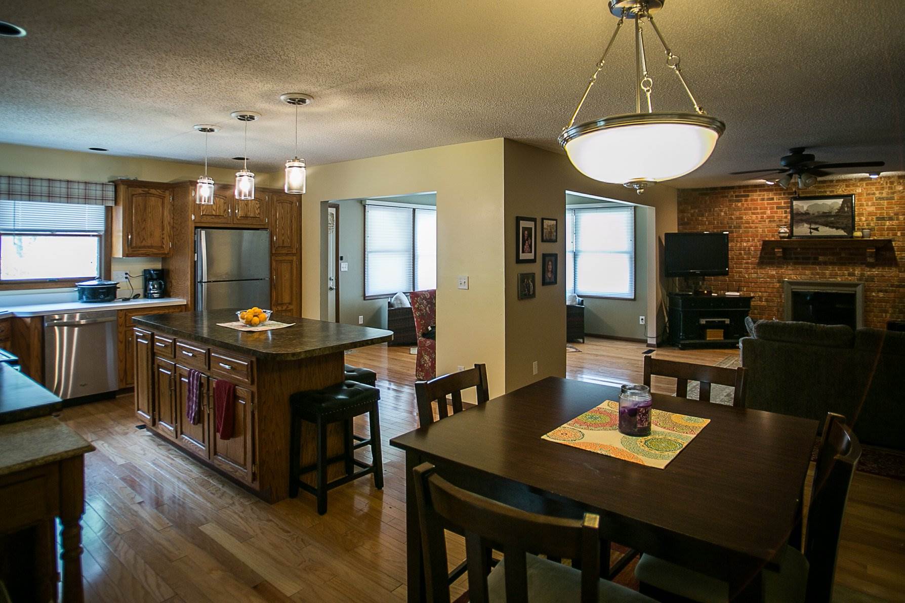 137 Basswood Road Springfield, IL 62712 - Photo 7 of 24